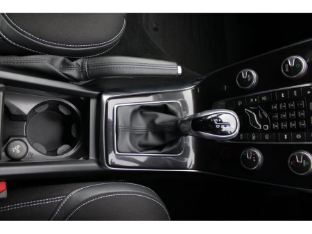 2016 Volvo V40 - thumbnail 14