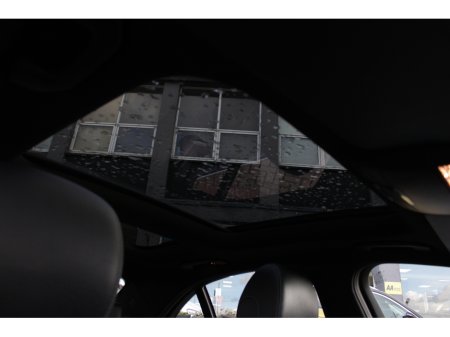 2015 Mercedes-Benz C Class C220D AMG LINE PREMIUM 4DR SALOON AUTO // PANORAMIC SUNROOF //  STUNNING CAR FINISHED IN ICE SILVER // BUY WITH CONFIDENCE AA AND SIMI APPROVED DEALER 2026 // FINANCE ARRANGED // ALL TRADE INS WELCOME €16,950 thumbnail