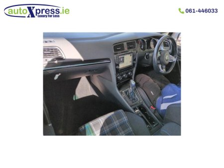 2017 Volkswagen Golf - thumbnail 2