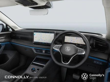 2026 Volkswagen Tiguan - view 4