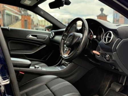 2018 Mercedes-Benz A Class - thumbnail 15