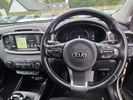 2016 Kia Sorento - thumbnail 24