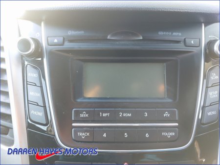 2016 Hyundai i30 1.6 DELUXE 5DR €8,445 thumbnail