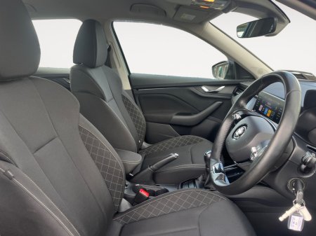 2023 Skoda Kamiq AMBITION 1.0 TSI 110HP 5DR €35,900 thumbnail