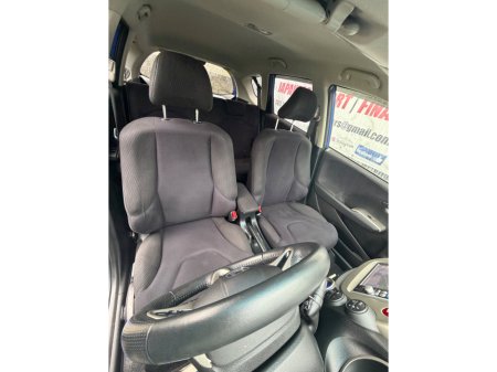 2012 Honda Fit  €6,500 thumbnail