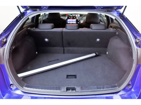 2019 Toyota Prius - thumbnail 20