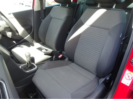 2012 Volkswagen Polo - thumbnail 15