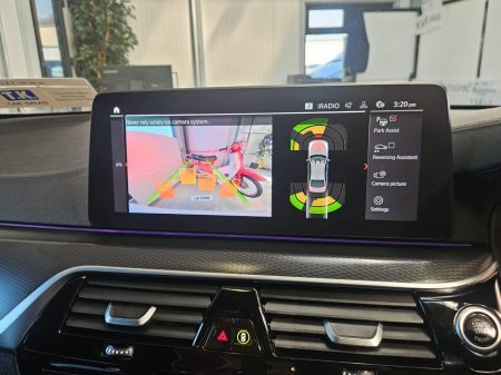 2021 BMW 5 Series - thumbnail 17