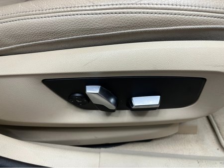 2018 BMW 5 Series €22950! 2018 BMW 530E 2.0 AUTOMATIC / CRUISE CONTROL / 360° CAMERA / ELECTRIC MEMORY & HEATED SEATS €22,950 thumbnail