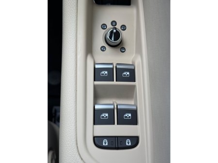 2021 Audi A4 30 TDI 136HP S Tronic SE €28,900 thumbnail