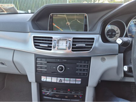 2016 Mercedes-Benz E Class E SERIES B/TEC AMG NIGHT ED PREMIUM 4 4DR AUTO €17,995 thumbnail