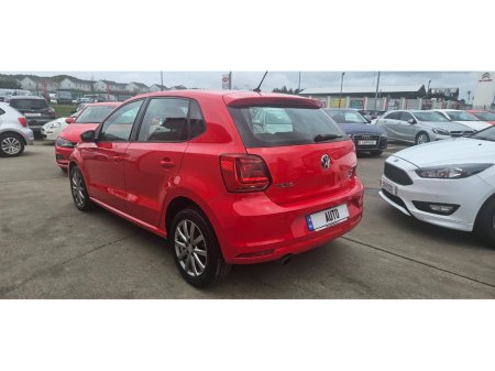2015 Volkswagen Polo - thumbnail 8