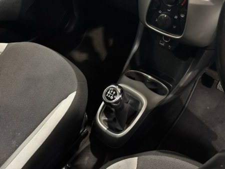 2017 Toyota Aygo 1.0 5DR X-PLAY €8,750 thumbnail