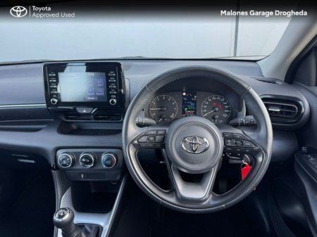 2024 Toyota Yaris - thumbnail 10