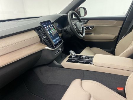 2026 Volvo XC90 - view 2