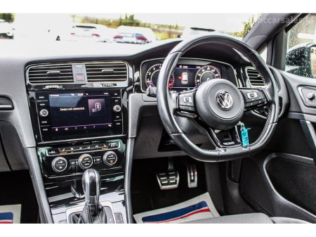 2019 Volkswagen Golf - thumbnail 32