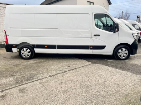 2023 Renault Master LM35 BUSINESS+ 2.3 BLUE DCI 135PS LWB €20,000 thumbnail