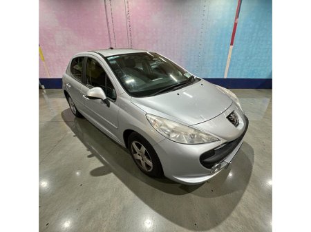 2008 Peugeot 207 1.4 75 bhp SX €2,888 thumbnail