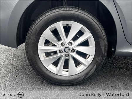 2023 Skoda Kamiq Ambition 1.0TSI 95HP €23,995 thumbnail