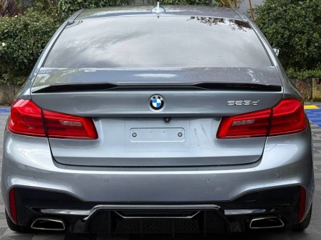 2017 BMW 5 Series - thumbnail 16
