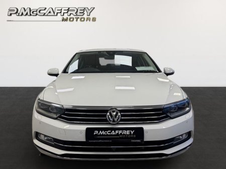 2018 Volkswagen Passat - thumbnail 2