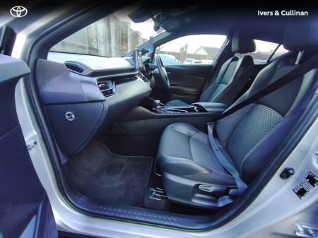 2022 Toyota C-HR C-HR HYBRID SPORT €24,990 thumbnail