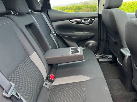 2018 Nissan Qashqai 1.2 PET SV CVT €15,950 thumbnail