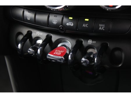 2019 MINI Cooper - thumbnail 15