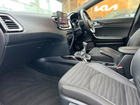 2023 Kia Ceed 1.0 GT Line €24,995 thumbnail