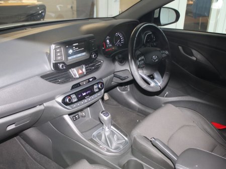 2017 Hyundai i30 i 30 Deluxe 5DR €12,450 thumbnail