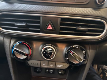 2019 Hyundai Kona - thumbnail 14