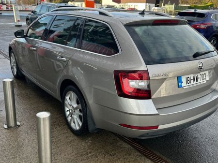 2018 Skoda Octavia COM Style 1.6tdi 115HP DSG 4DR €18,500 thumbnail