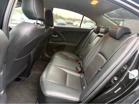 2016 Toyota Avensis 2.0 D-4D BUSINESS EDITION OVERMOUNT 143PS S/S 4 4DR €10,995 thumbnail