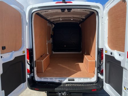 2025 Ford Transit - thumbnail 9