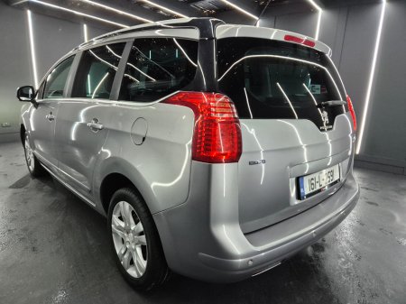2016 Peugeot 5008 - thumbnail 15