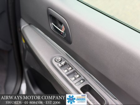 2016 Peugeot 3008 ALLURE 1.6D AUTO 5DR €8,650 thumbnail