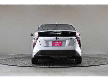 2017 Toyota Prius - thumbnail 8