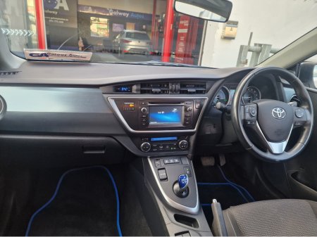 2014 Toyota Auris - thumbnail 14