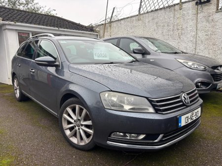 2013 Volkswagen Passat - thumbnail 1