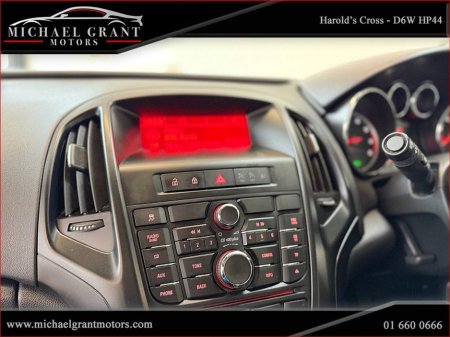 2015 Opel Astra - thumbnail 25