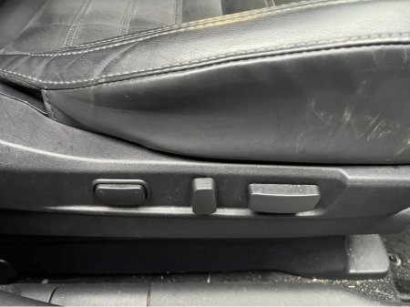 2020 Mitsubishi Outlander €23950! 2020 MITSUBISHI OUTLANDER PHEV G PLUS PACKAGE 2.4 AUTOMATIC / CRUISE CONTROL / 360° PARKING CAMERA / ELECTRIC MEMORY & HEATED SEATS / PADDLE SHIFTERS / HEATED STEERING WHEEL €23,950 thumbnail