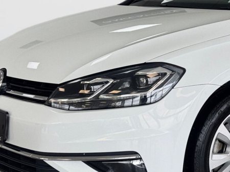 2018 Volkswagen Golf - thumbnail 9