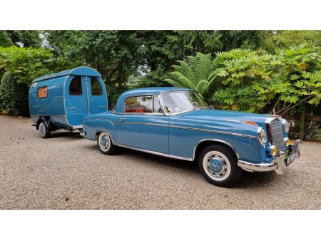 1960 Mercedes-Benz 220  €99,950