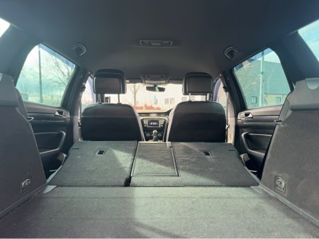 2015 Volkswagen Passat - thumbnail 11