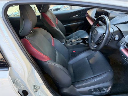 2023 Toyota Prius - thumbnail 31