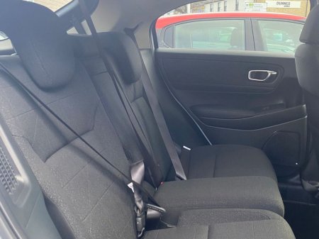 2025 Honda HR-V E:hev Elegance €38,995 thumbnail