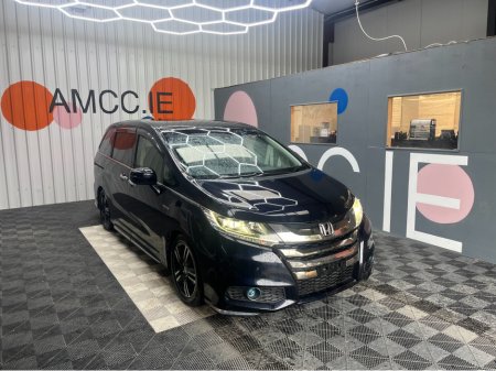 2017 Honda Odyssey 2017 HONDA ODYSSEY 7 SEATER ABSOLUTE 2.0L HYBRID / 98K KMS / ADAPTIVE CRUISE CONTROL, ELECTRIC DOORS, REVERSE CAMERA & MORE