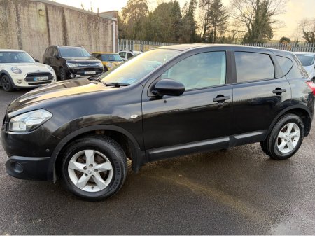 2014 Nissan Qashqai 1.5 XE 4DR €5,950 thumbnail
