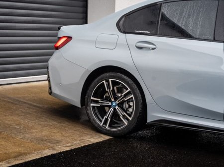 2024 BMW 3 Series 330E M SPORT €43,950 thumbnail