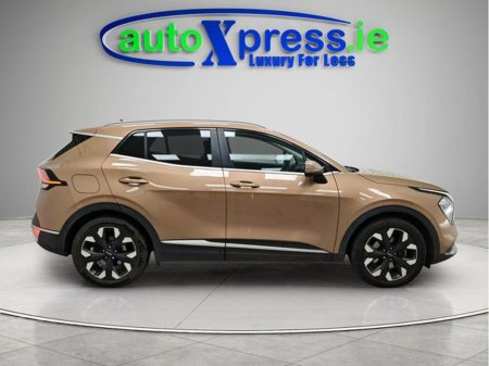 2022 Kia Sportage *RARE - AWD PHEV HUGE SPEC* Hybrid Automatic, Reversing camera €29,795